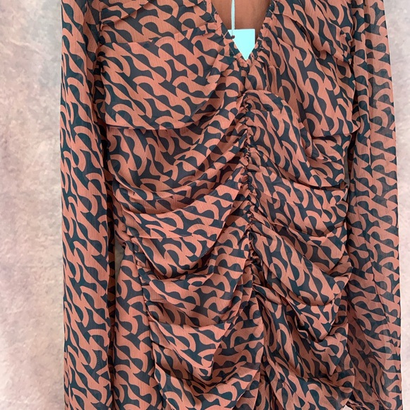 A New Day Brown Women’s BodyconGeometric Print Ruched Dress - Picture 4 of 10